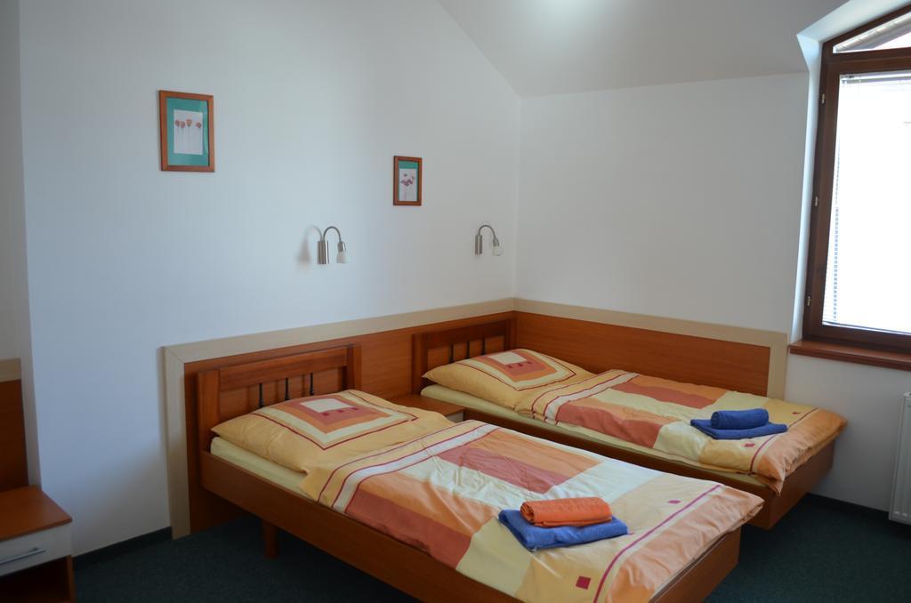Hotel U Kapra Lázně Bělohrad 部屋 写真