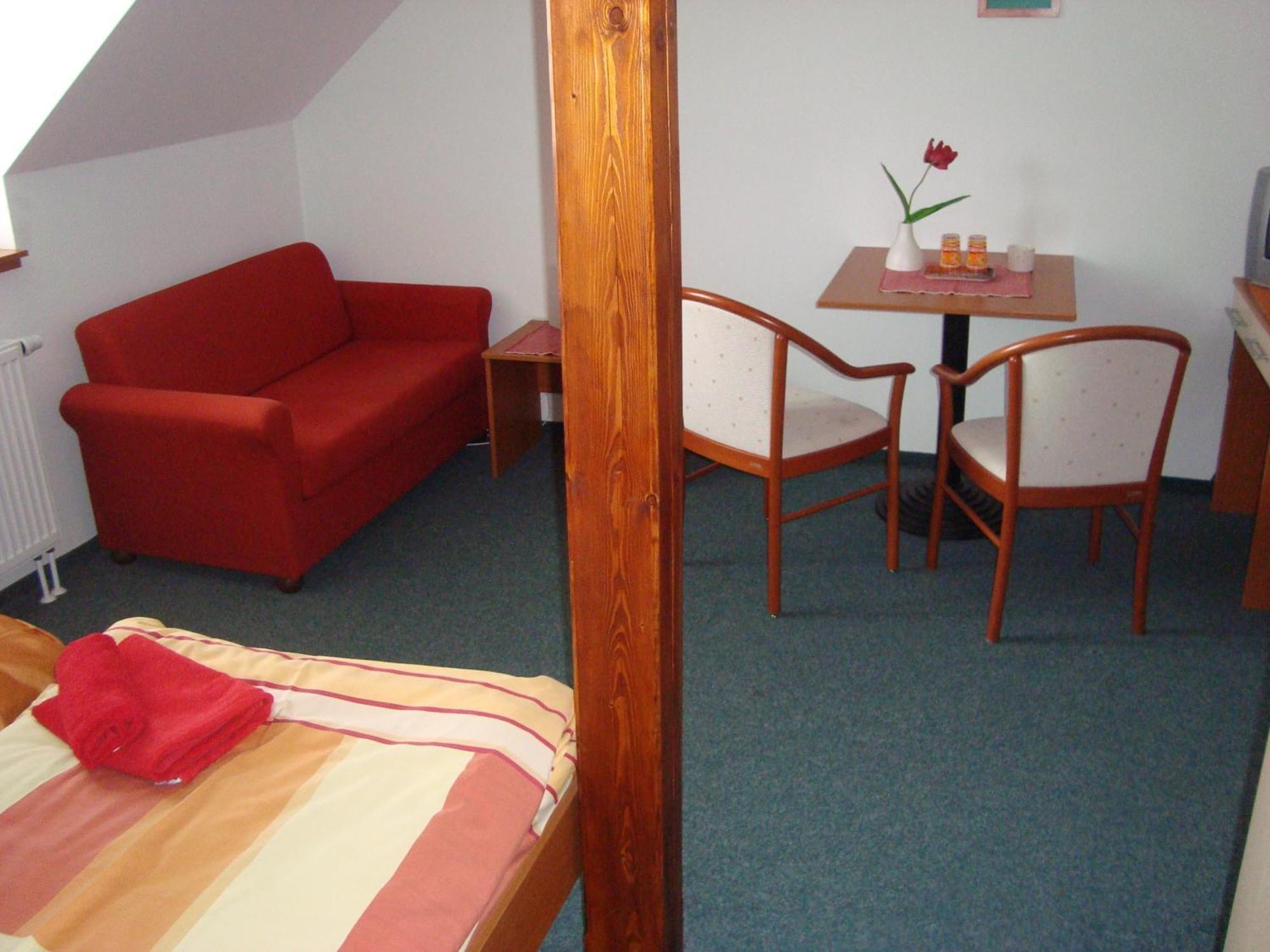 Hotel U Kapra Lázně Bělohrad エクステリア 写真